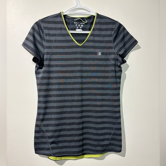 🎉4/30$🎉 Champion Gray and Black Striped Short Sleeve Tee PTP 17in🩶 - Picture 1 of 4